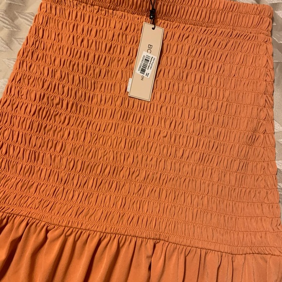 BCBG smocked mini skirt 🔥 - Picture 11 of 13